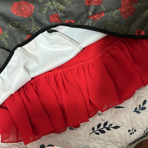 Miss look size large rose skirt - Picture 4 of 4